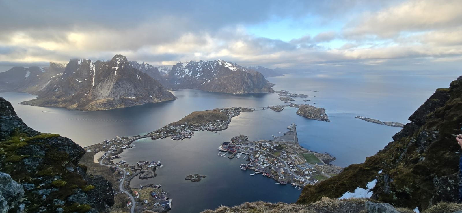 Viaggio alle Isole Lofoten a Maggio: Natura, Cultura e magici silenzi.