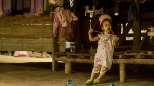 Turismo autentico: il diritto di non esserlo per noi